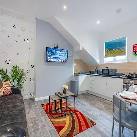 F1Kr - Stylish Home For Family And Friends *