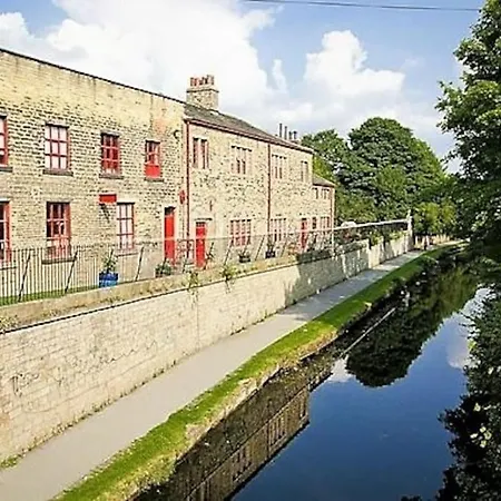 Apartment *fl1k* For Your Relaxed & Cosy + Free Parking + Free Fast Wifi *