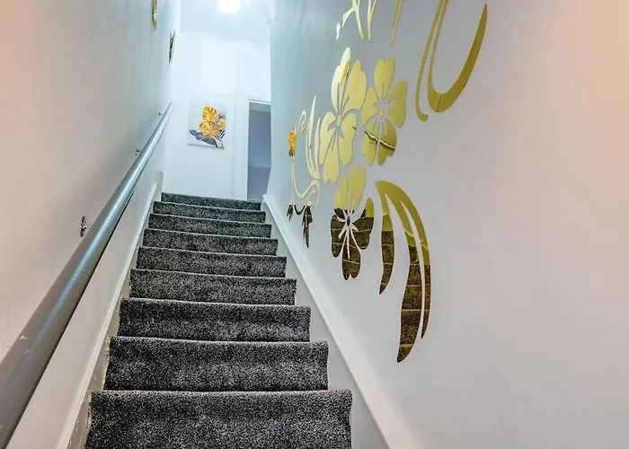 *fl1k* For Your Relaxed & Cosy + Free Parking + Free Fast Wifi 利兹