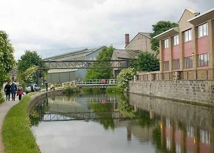 *fl1k* For Your Relaxed & Cosy + Free Parking + Free Fast Wifi 公寓 利兹