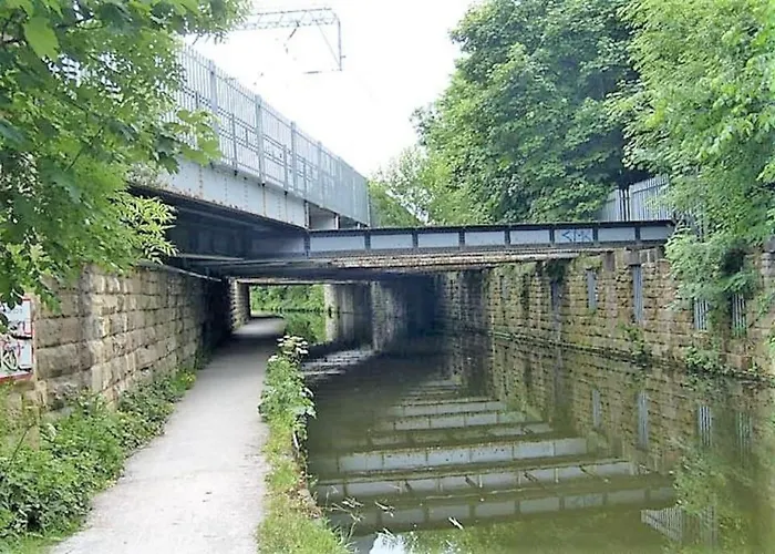 公寓 *fl1k* For Your Relaxed & Cosy + Free Parking + Free Fast Wifi *