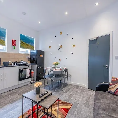 Daire *fl1k* For Your Relaxed & Cosy + Free Parking + Free Fast Wifi Leeds (West Yorkshire)