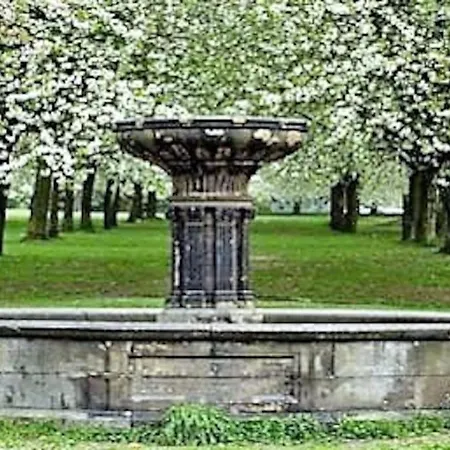 *fl1k* For Your Relaxed & Cosy + Free Parking + Free Fast Wifi Daire Leeds (West Yorkshire)